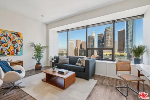 1100 Wilshire Boulevard #2209 listing photo