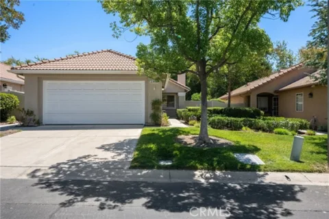 23955 Via Astuto listing photo
