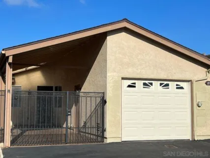 1030 Plover listing photo
