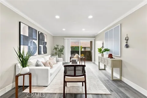 278 N Wilshire #A17 listing photo