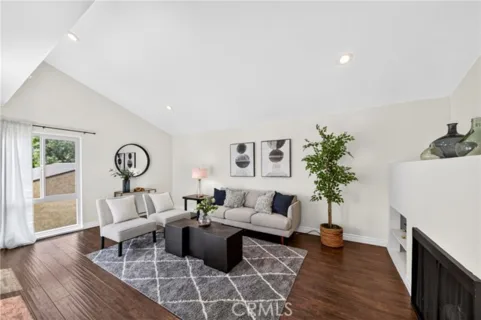 5401 Twin Lakes Drive listing photo
