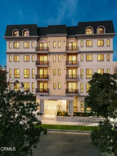 124 W Colorado Street #504 listing photo