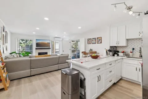 4600 Lamont Street #204 listing photo