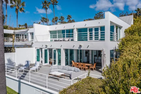27420 Pacific Coast Highway listing photo