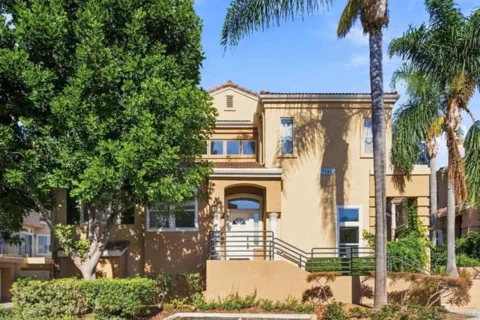 7142 Calabria #A listing photo