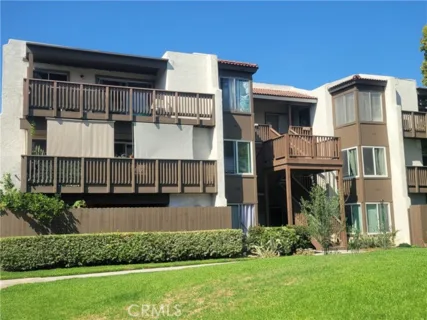 1146 S Citron #63 listing photo