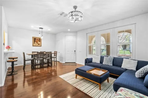 40042 Cape Cod listing photo