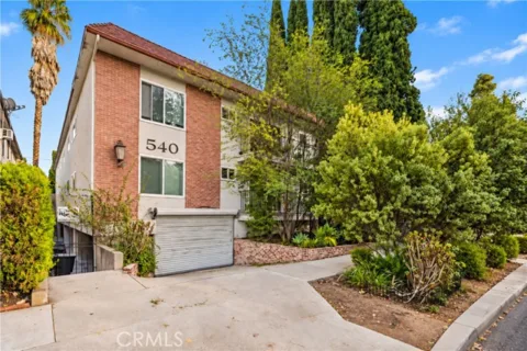 540 N Croft Avenue #5 listing photo