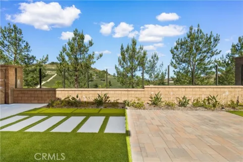 147 Fairgreen listing photo