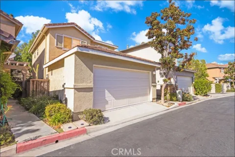 17 Tuolumne listing photo