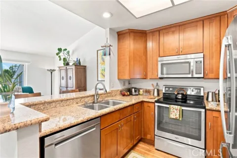 187 Huntington listing photo