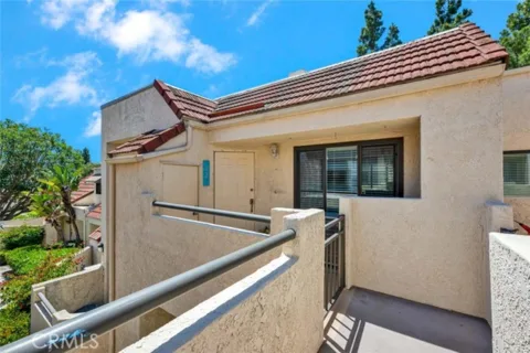22 Aruba listing photo