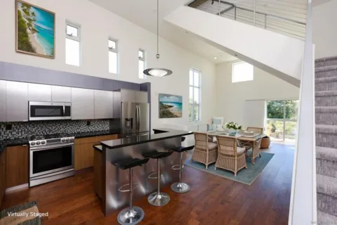 1716 National listing photo