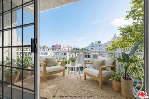 1915 Malcolm Avenue #301 listing photo