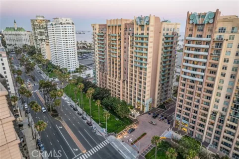 488 E Ocean #809 listing photo