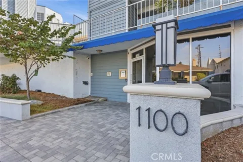 1100 Euclid listing photo