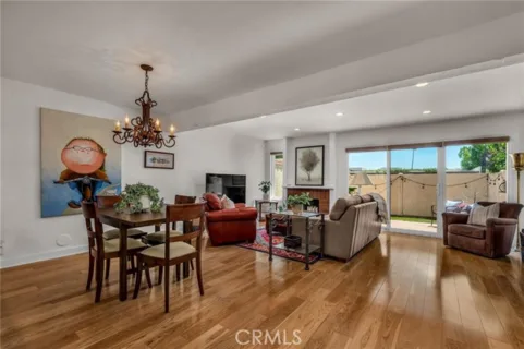 21555 Burbank Boulevard #47 listing photo