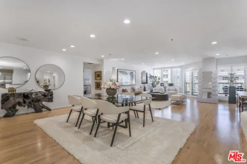 10724 Wilshire Boulevard #1005 listing photo