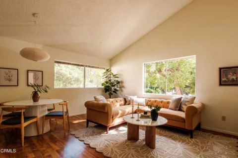 1101 N Summit Avenue #1 listing photo
