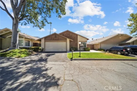 14071 Fenton Lane listing photo