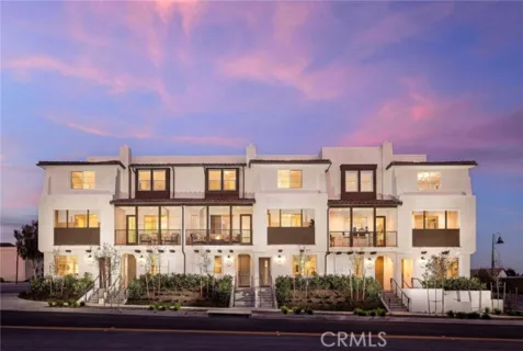 160 E Whittier Boulevard listing photo