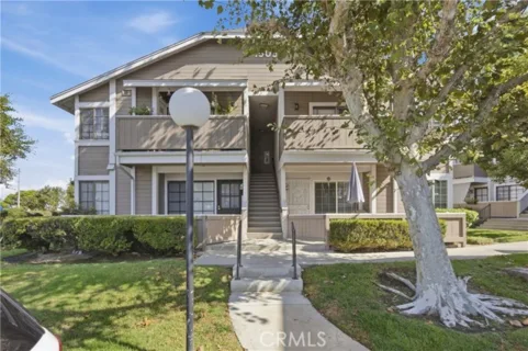 1505 S Raitt Street #97 listing photo