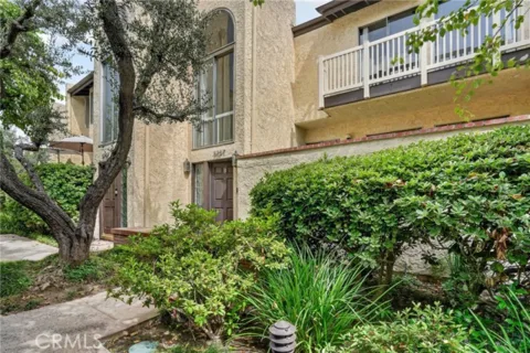 5267 Coldwater Canyon Avenue #B listing photo