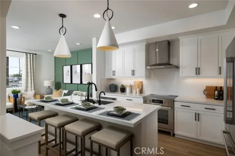 318 E William Way listing photo