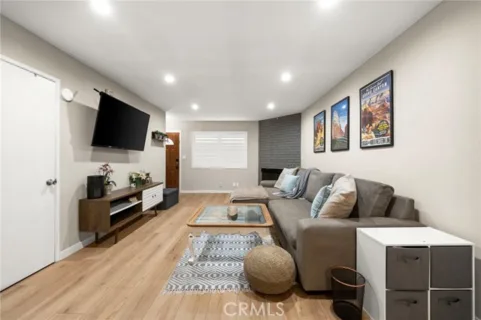 2452 Chelsea Place #M listing photo