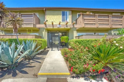 615 Fredricks #175 listing photo