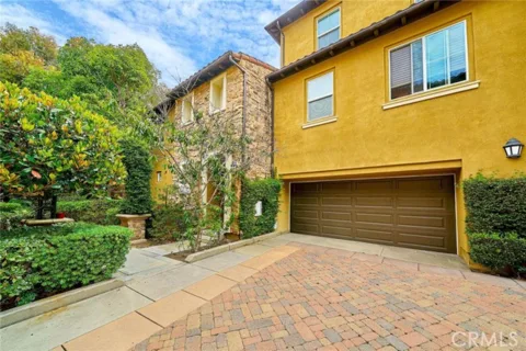 31 Gingerwood listing photo