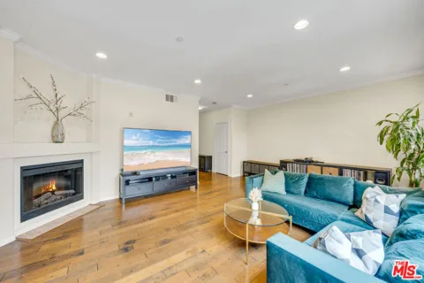 3401 S Bentley Avenue #301 listing photo