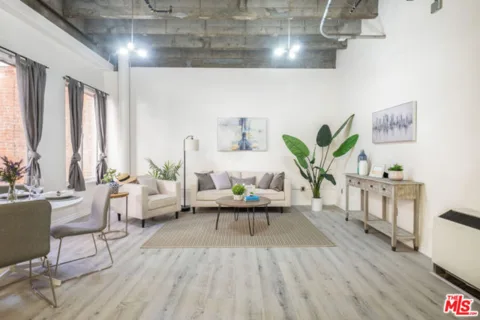 312 W 5th Street #606 listing photo