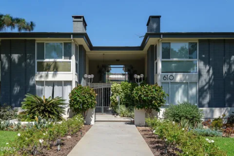 610 S Orange Grove Boulevard #6 listing photo