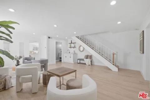2920 11th Street #6 listing photo