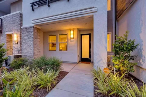 2641 Everly Drive listing photo
