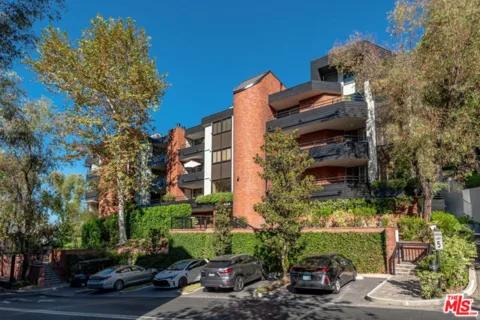 4784 Park Encino Lane #103 listing photo