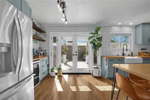 1422 Deauville Place listing photo