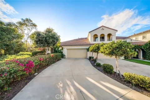 2 Avenida Cristal listing photo