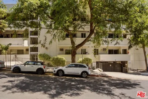 960 Larrabee Street #117 listing photo