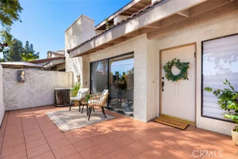 6021 Lindley Avenue #12 listing photo