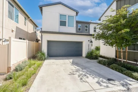 24317 Sonieta Court listing photo