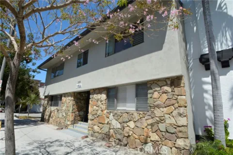 338 Elm Avenue #7 listing photo