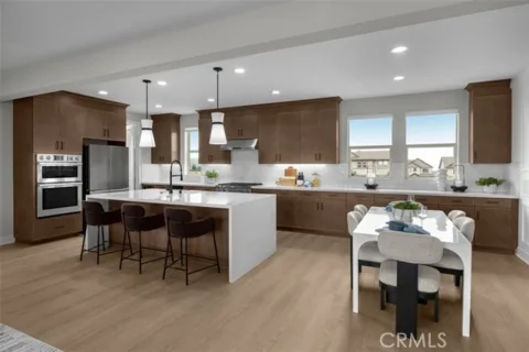 221 Mercury listing photo