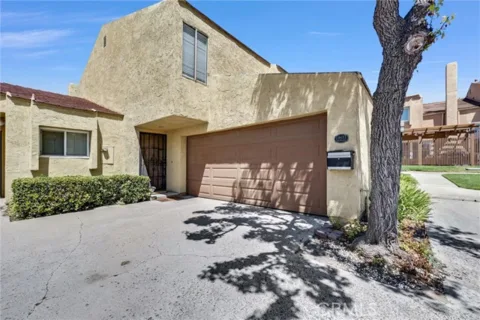 19651 Castellana listing photo