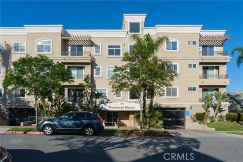 200 N 5th listing photo