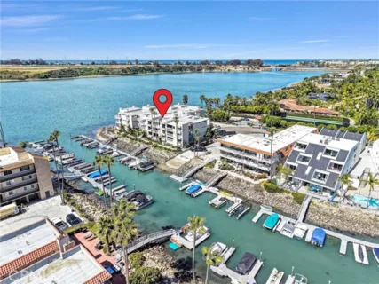 4513 Cove Drive #17 listing photo