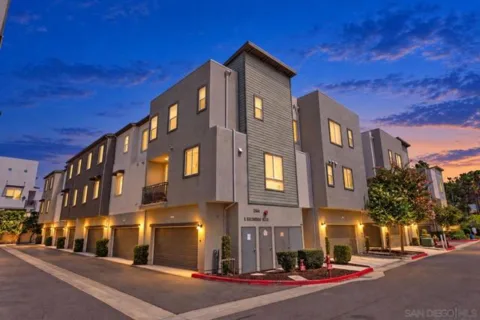 2564 S Escondido Boulevard #512 listing photo