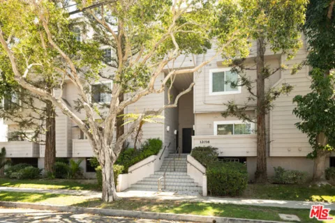 12016 Washington Place #106 listing photo