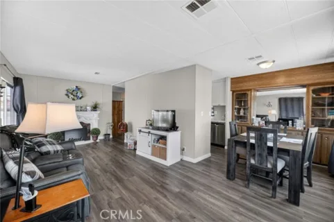 38077 Via Del Largo listing photo